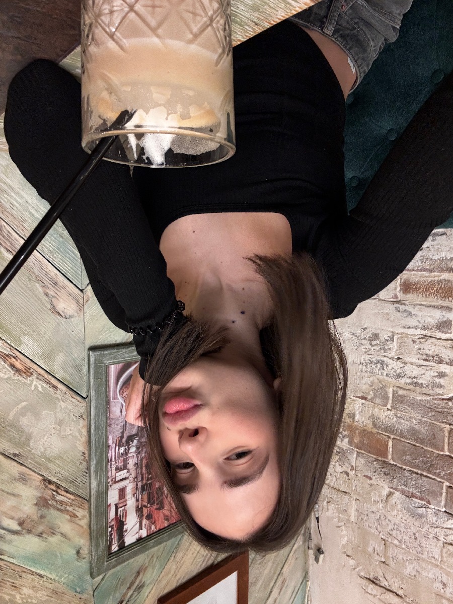 Fresh photos, fresh mood — Tina online in Rosario